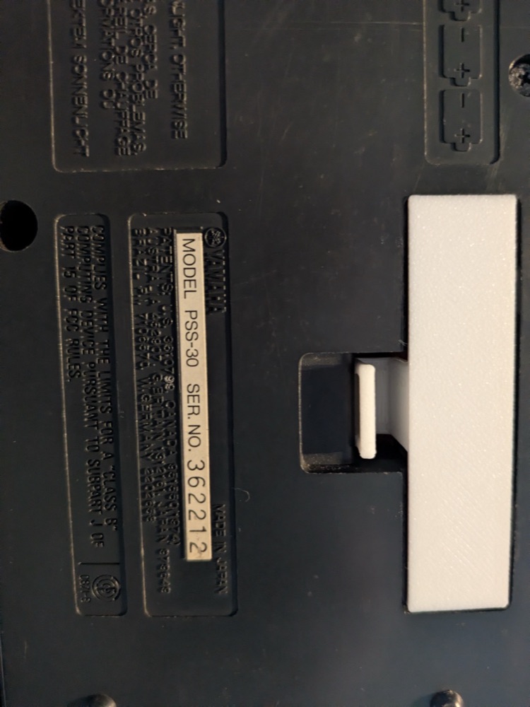 Yamaha PSS-30 Pil Kapağı