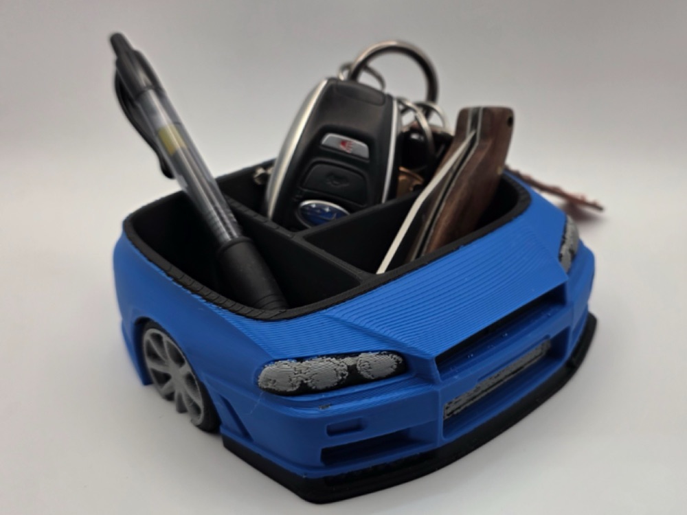 Nissan Skyline R34 Ön Tasarımlı Masaüstü Düzenleyici