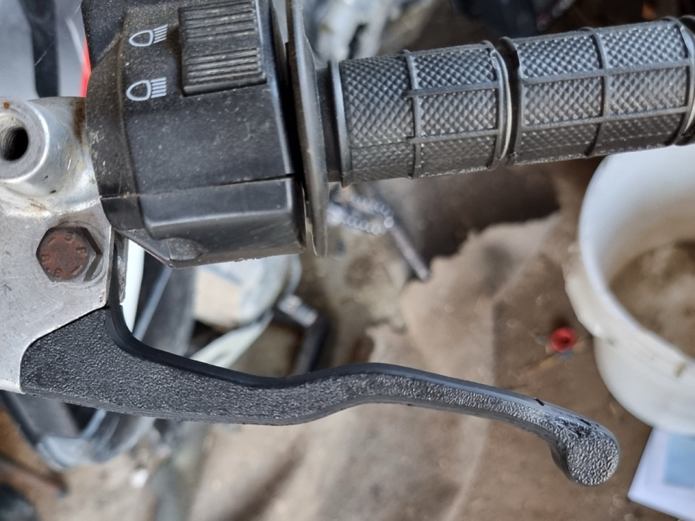 Suzuki DR 250/350 Debriyaj ve Fren Kolu Seti