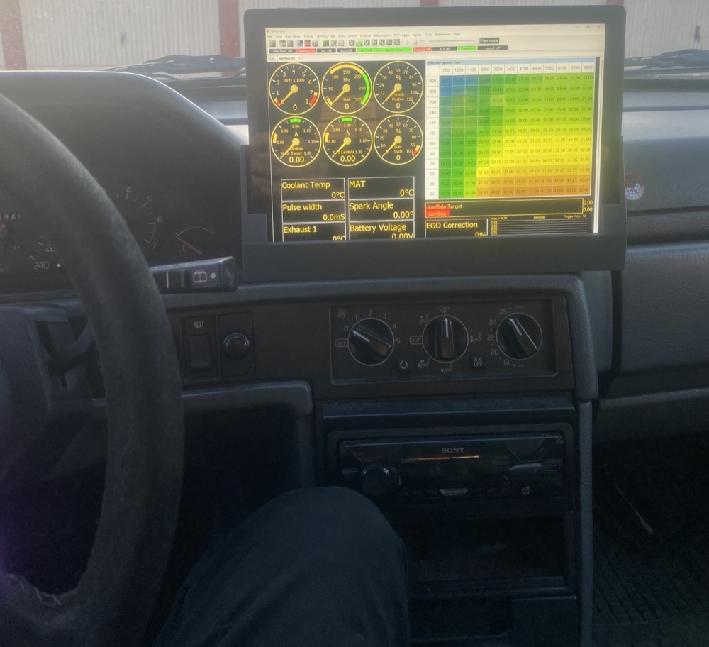 Volvo 740 940 Tablet Tutucu Aparatı görsel 2
