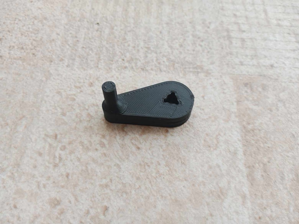 Peugeot 206+ kapı kilit kolu / parmak parçası