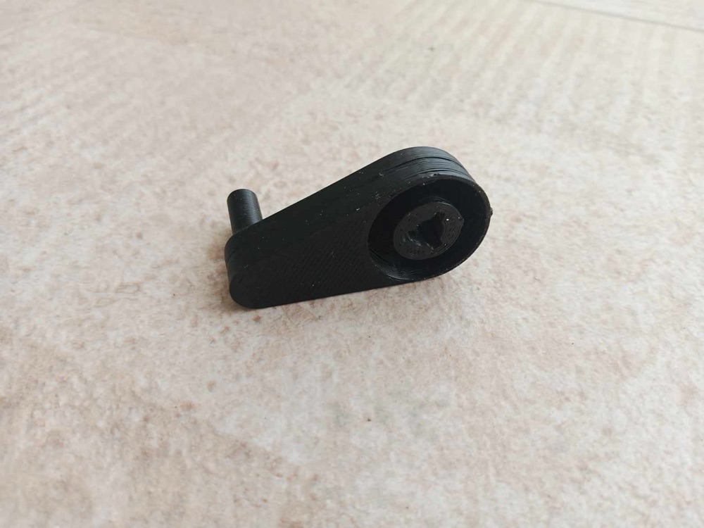 Peugeot 206+ kapı kilit kolu / parmak parçası görsel 3