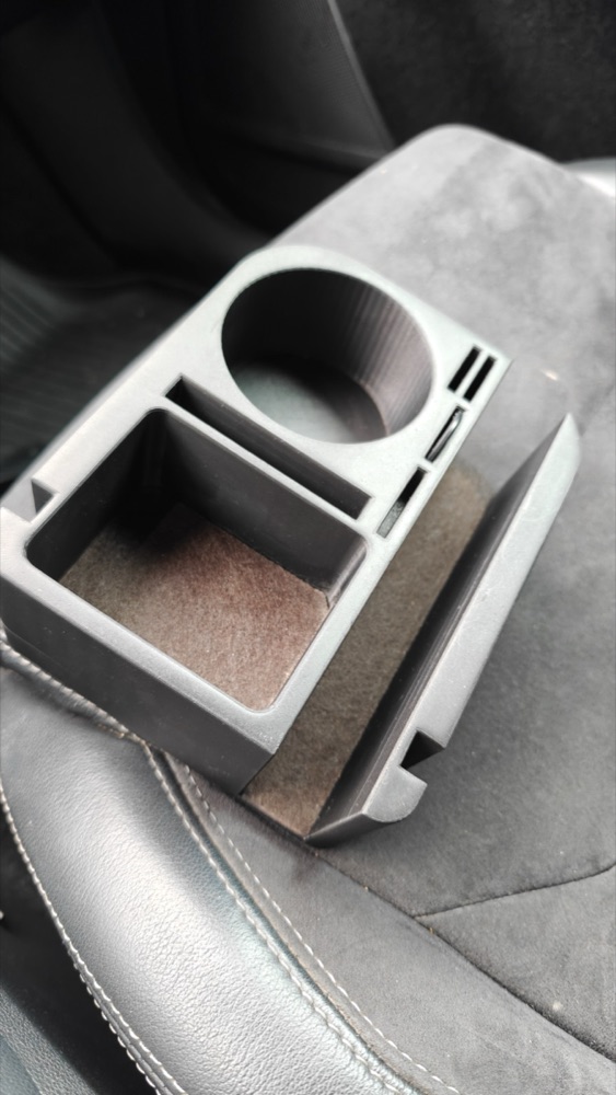 Škoda Kodiaq Center Console cup holder görsel 2