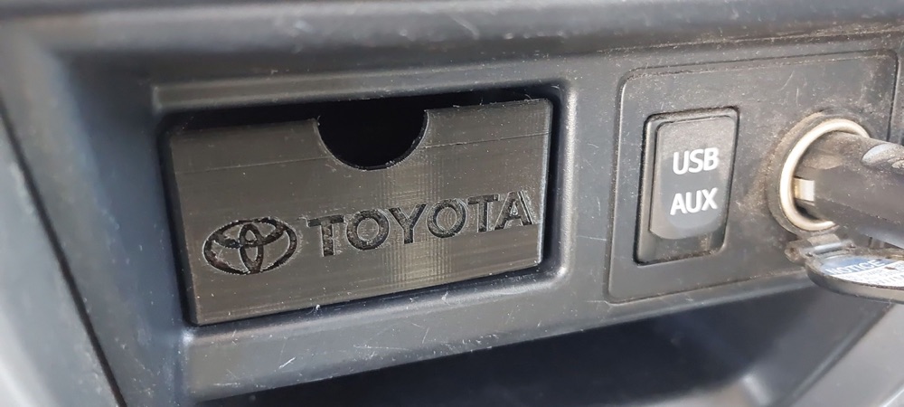Toyota 4Runner torpido göz çekmecesi