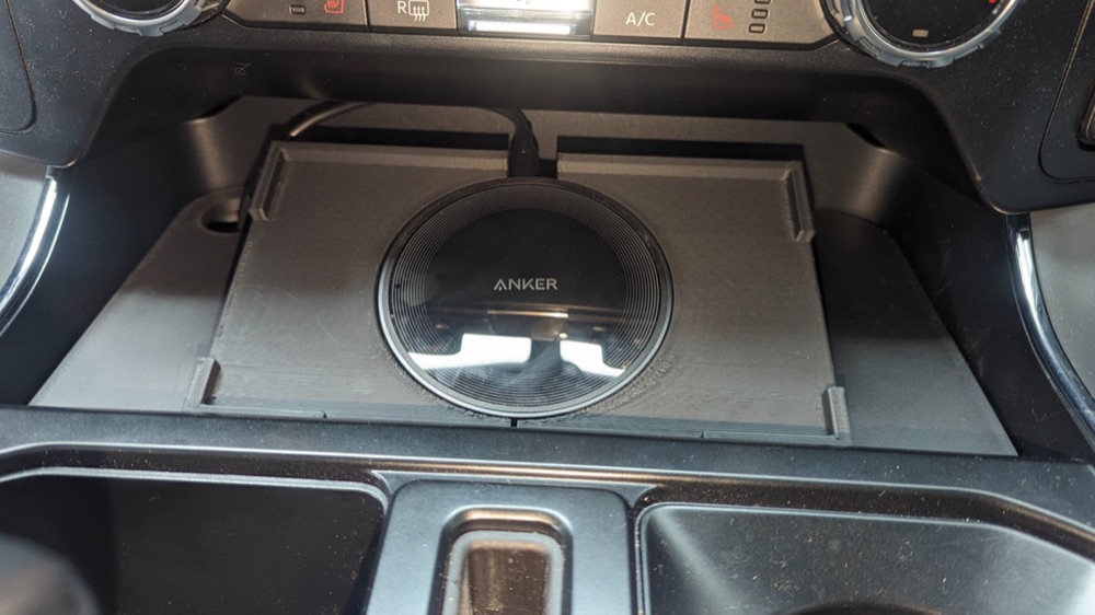 F-150 Lightning Konsol Magsafe Taban