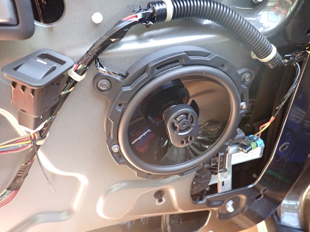 Ford Territory Hoparlör Montaj Braketi görsel 2