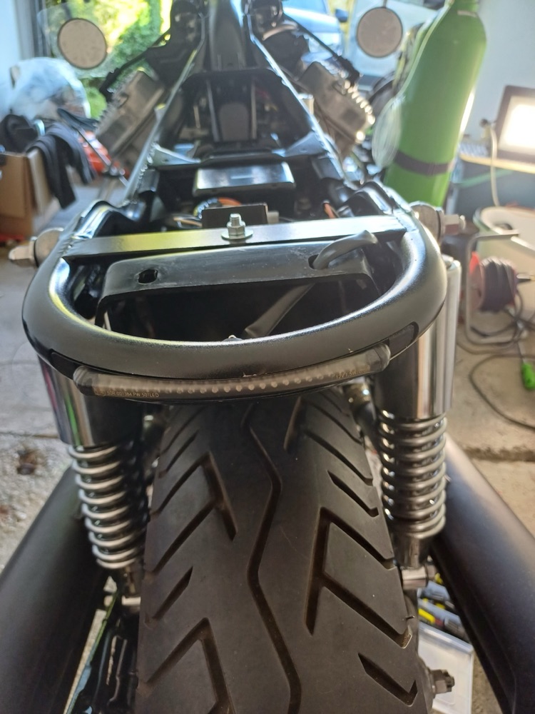 Honda CX500 Cafe Racer Stop Lambası Braketi görsel 2