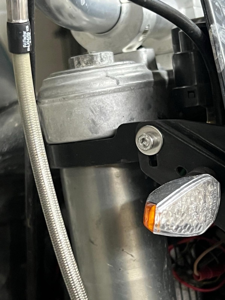 KTM Far Maskesi Tutucusu görsel 3