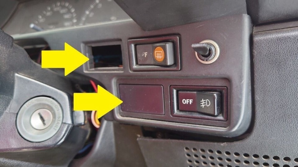Toyota AE86 düğme boşluk kapağı