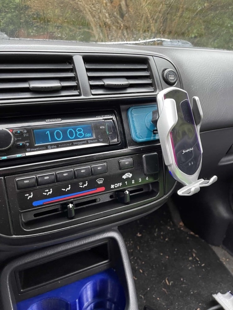 Honda Civic Gösterge Paneli Telefon Tutucu görsel 2