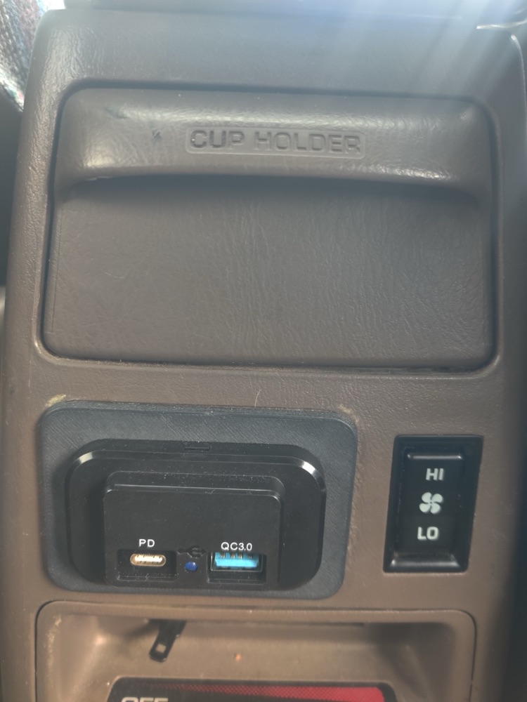 Toyota 4Runner Arka Küllük İptal Kapağı