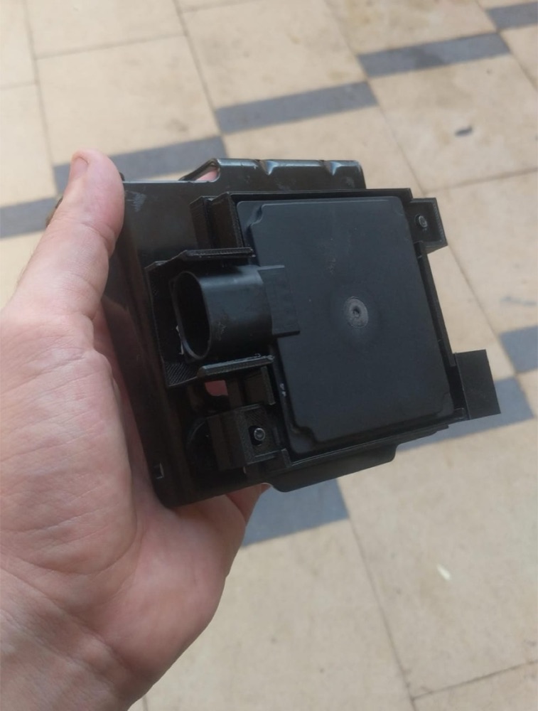 Kia Sportage Radar Sensörü Koruma Kapağı görsel 3