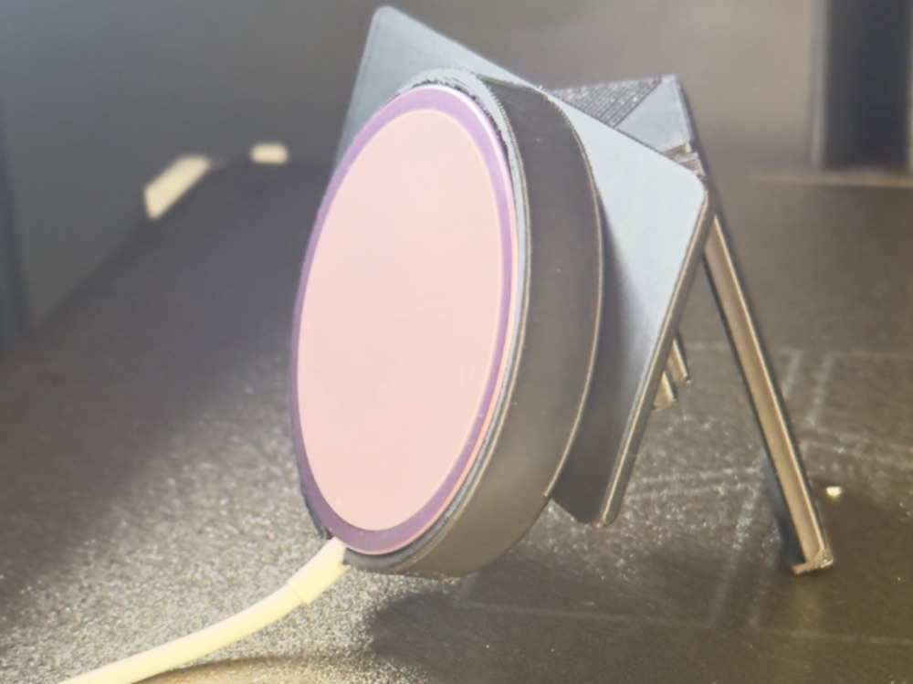 Toyota Aygo MagSafe Telefon Tutucu ve Şarj Aparatı