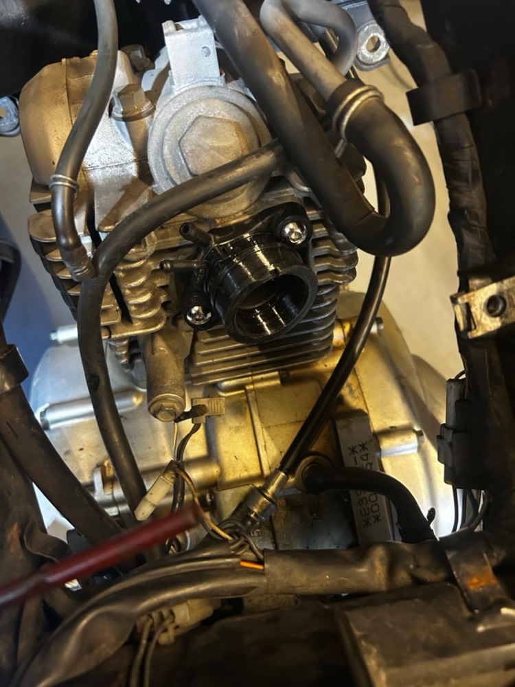 Yamaha XT 125 Emme Manifoldu Manşonu görsel 5