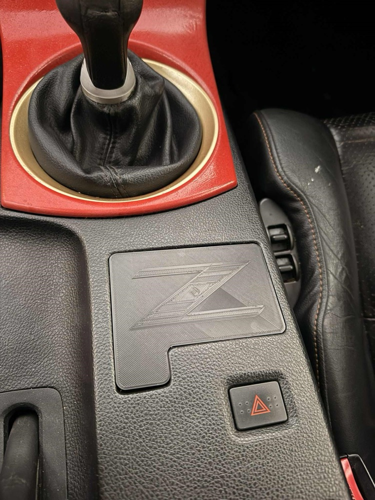 Nissan 350Z küllük kapağı ve kutusu görsel 3