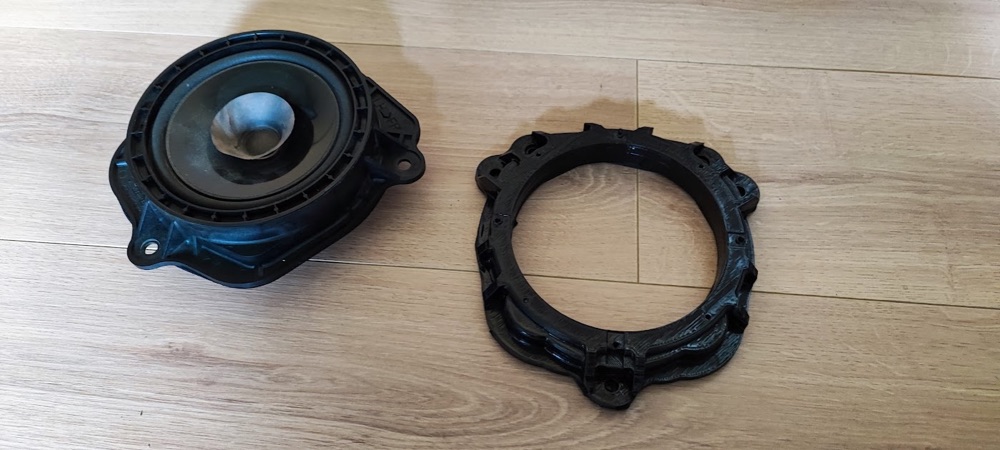Nissan Stagea 6.5" Hoparlör Braketi görsel 2