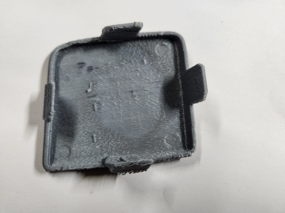 Nissan Tiida 2004 Ön Tampon Çeki Demiri Kapağı görsel 3