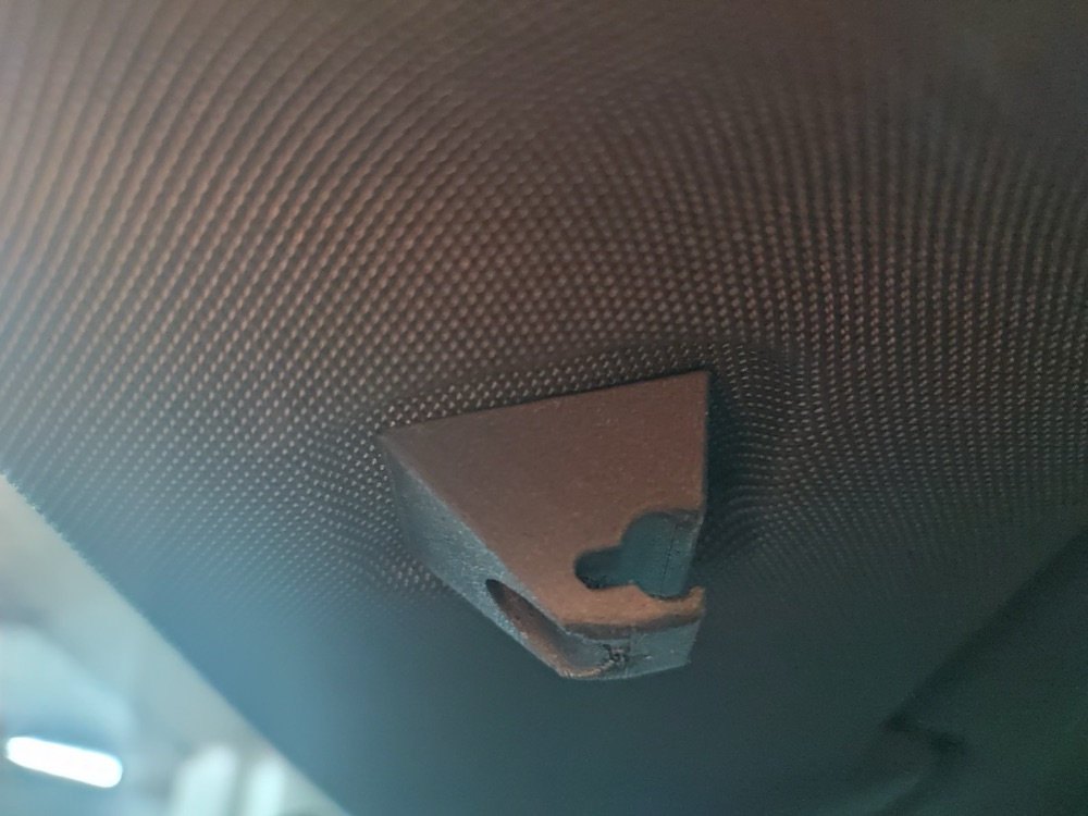 Opel Astra Güneşlik Klipsi görsel 2