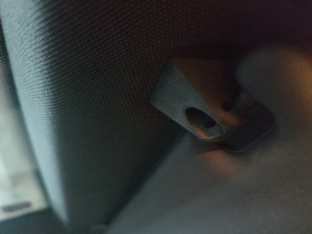 Opel Astra Güneşlik Klipsi görsel 3