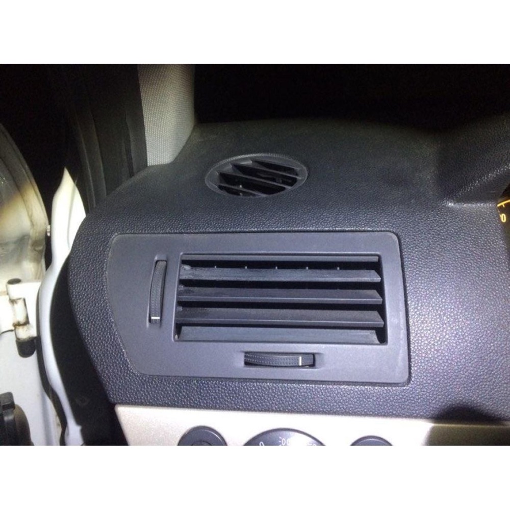Opel Astra Havalandırma Izgarası Kanadı görsel 2