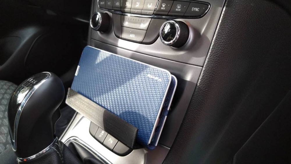 Opel Astra Uyumlu Kılıflı Telefon Tutucu