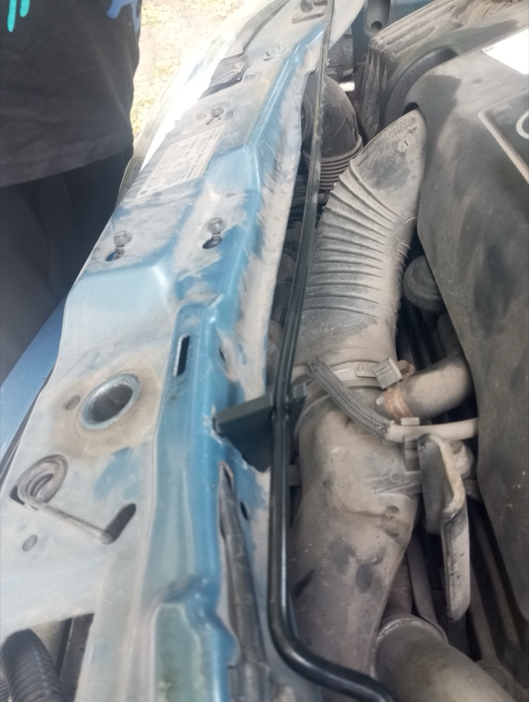 Opel Combo Corsa Meriva Kaput İstinat Demiri Klipsi