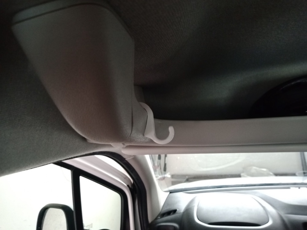 Opel Combo E Tavan Askı Kancası görsel 2