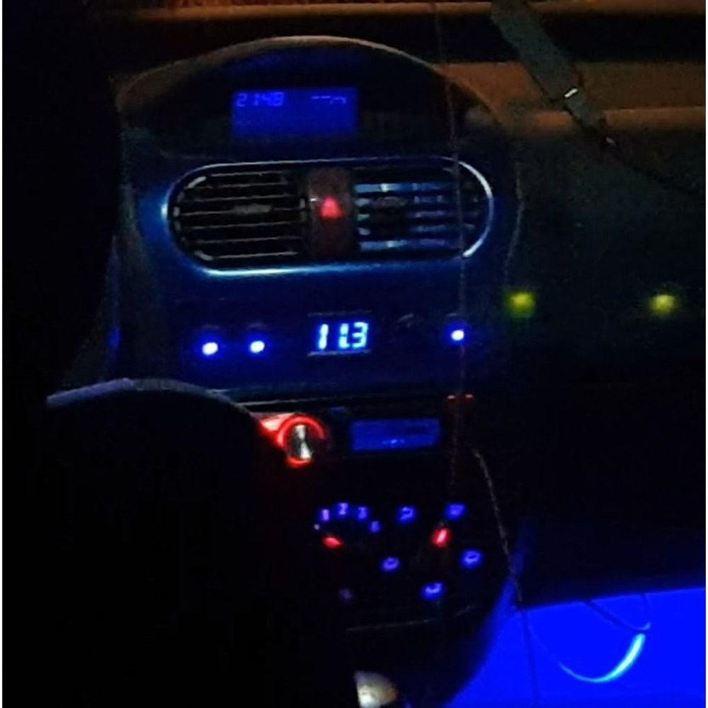 Opel Corsa C 1-DIN Anahtarlı ve Voltmetreli Konsol Çerçevesi görsel 2