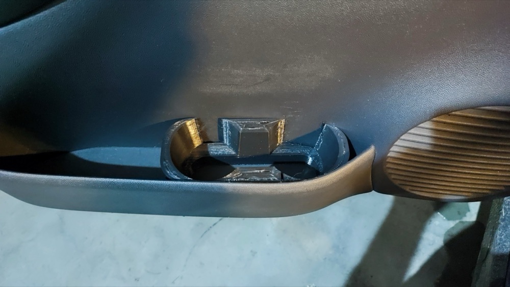 Opel Corsa C Kapı İçi Bardaklık görsel 4