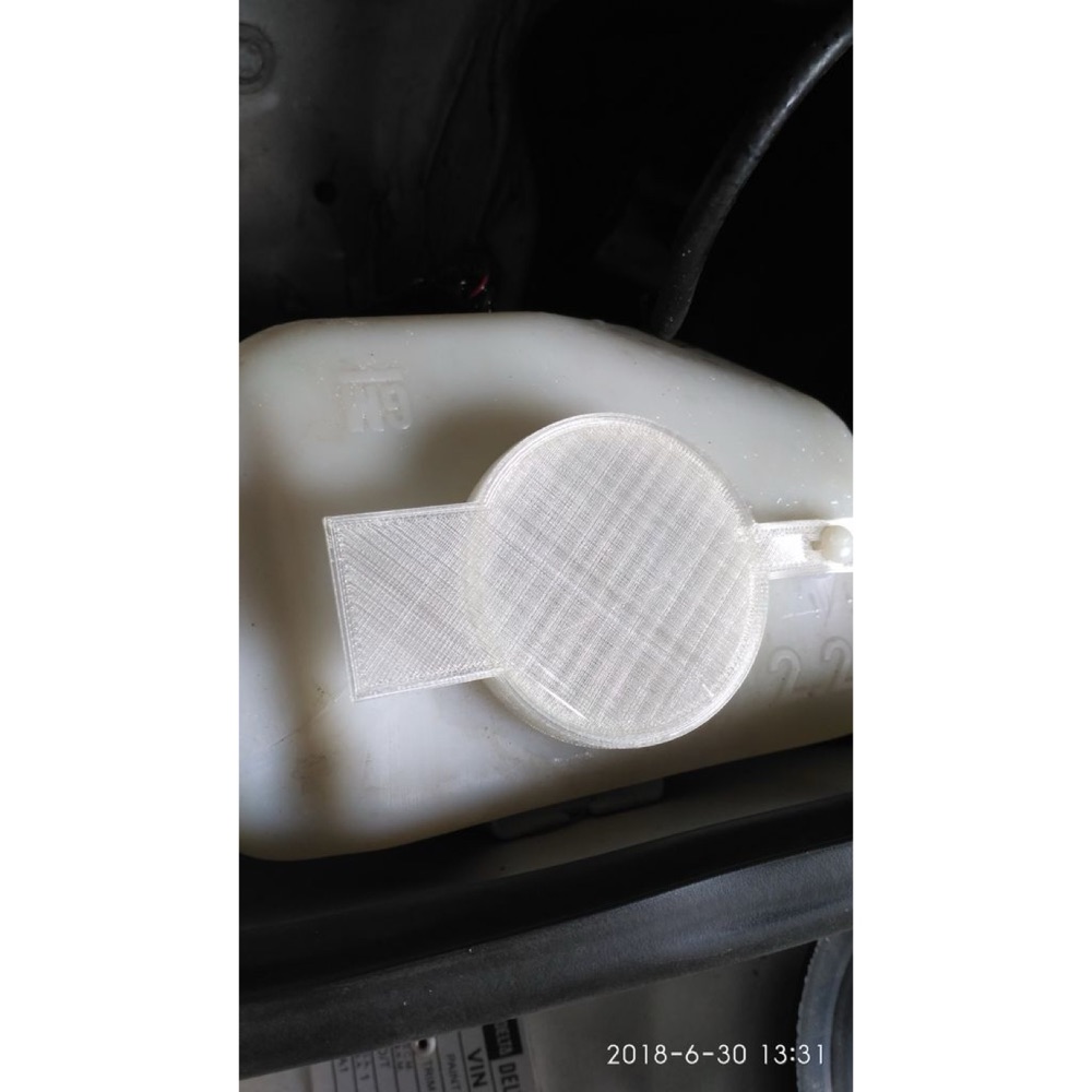 Opel Corsa Cam Suyu Depo Kapağı görsel 2