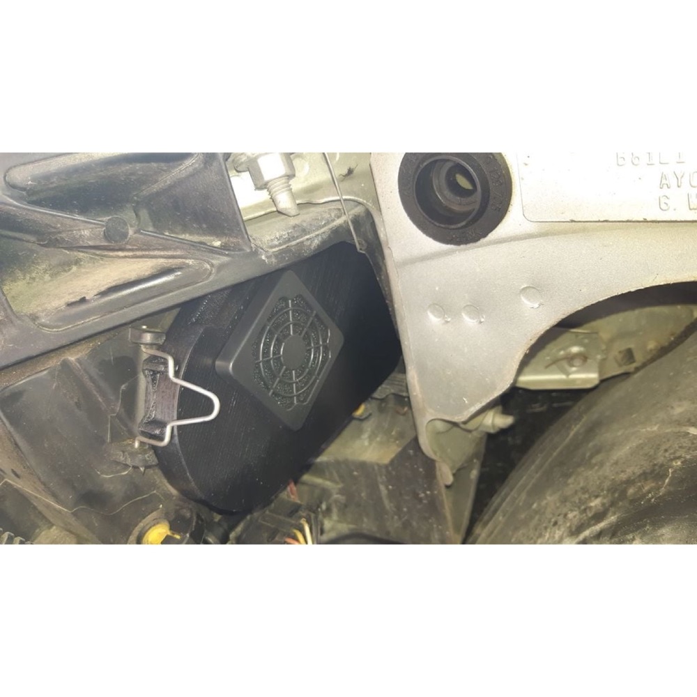 Opel Corsa D LED Far Arka Kapağı görsel 2