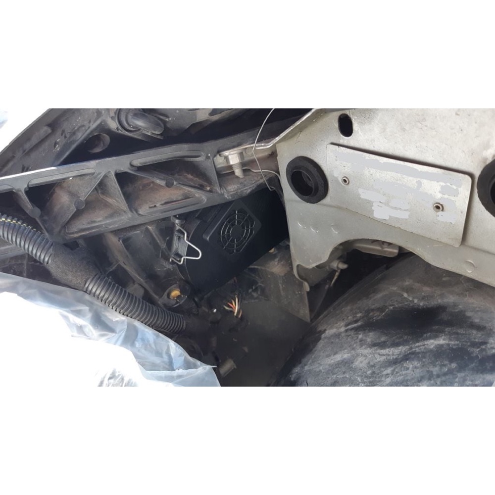 Opel Corsa D LED Far Arka Kapağı görsel 3