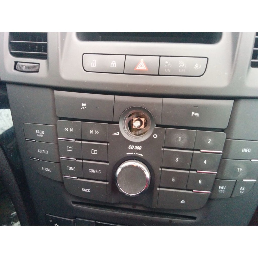 Opel Insignia Radyo Kontrol Düğmesi görsel 4