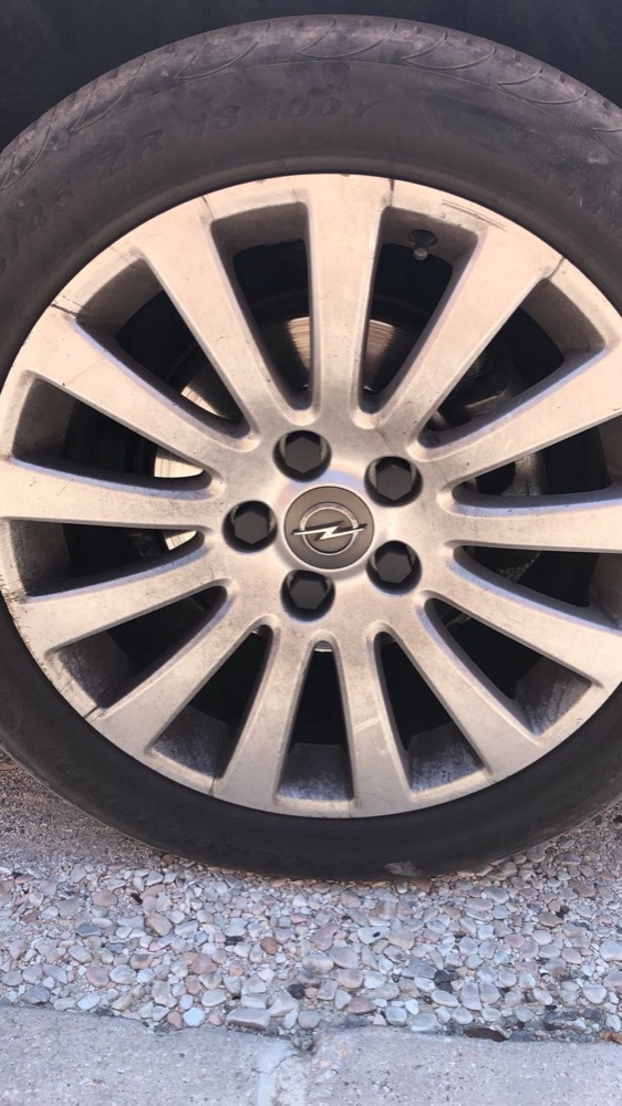 Opel Insignia Uyumlu Jant Bijon Somun Kapağı