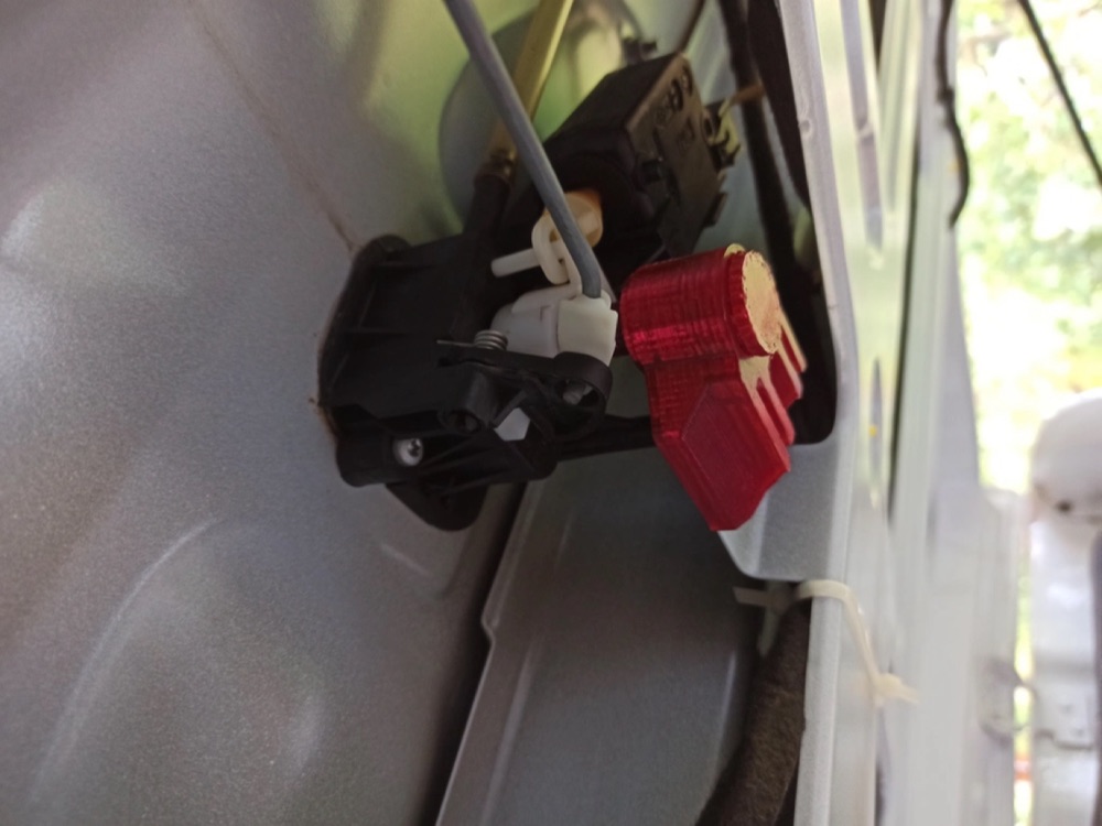 Opel Vivaro / Renault Trafic Bagaj Kolu Tamir Parçası