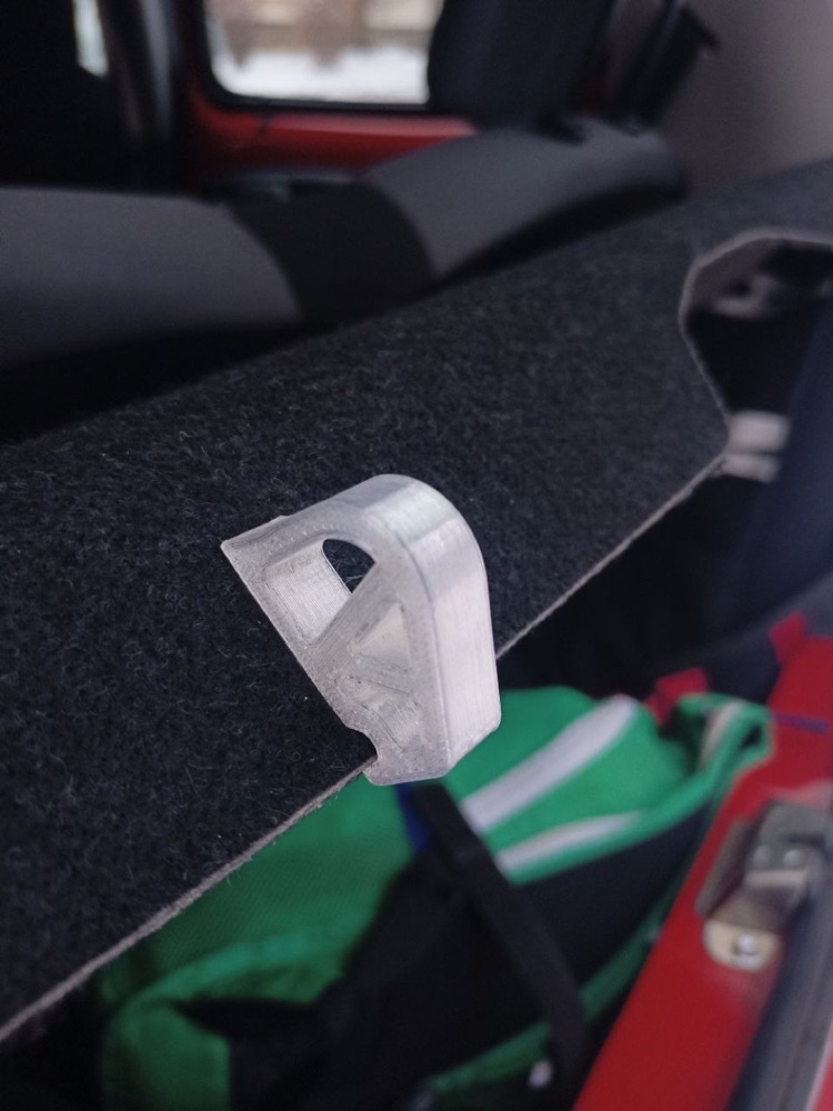 Peugeot 107 Bagaj Cam Raf Takozu