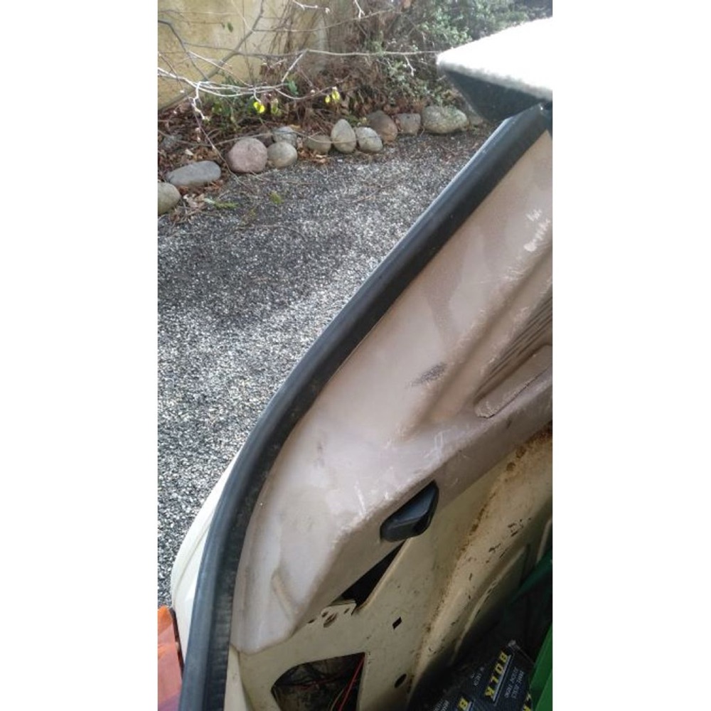 Peugeot 205 Bagaj Pandizot Braketi görsel 3