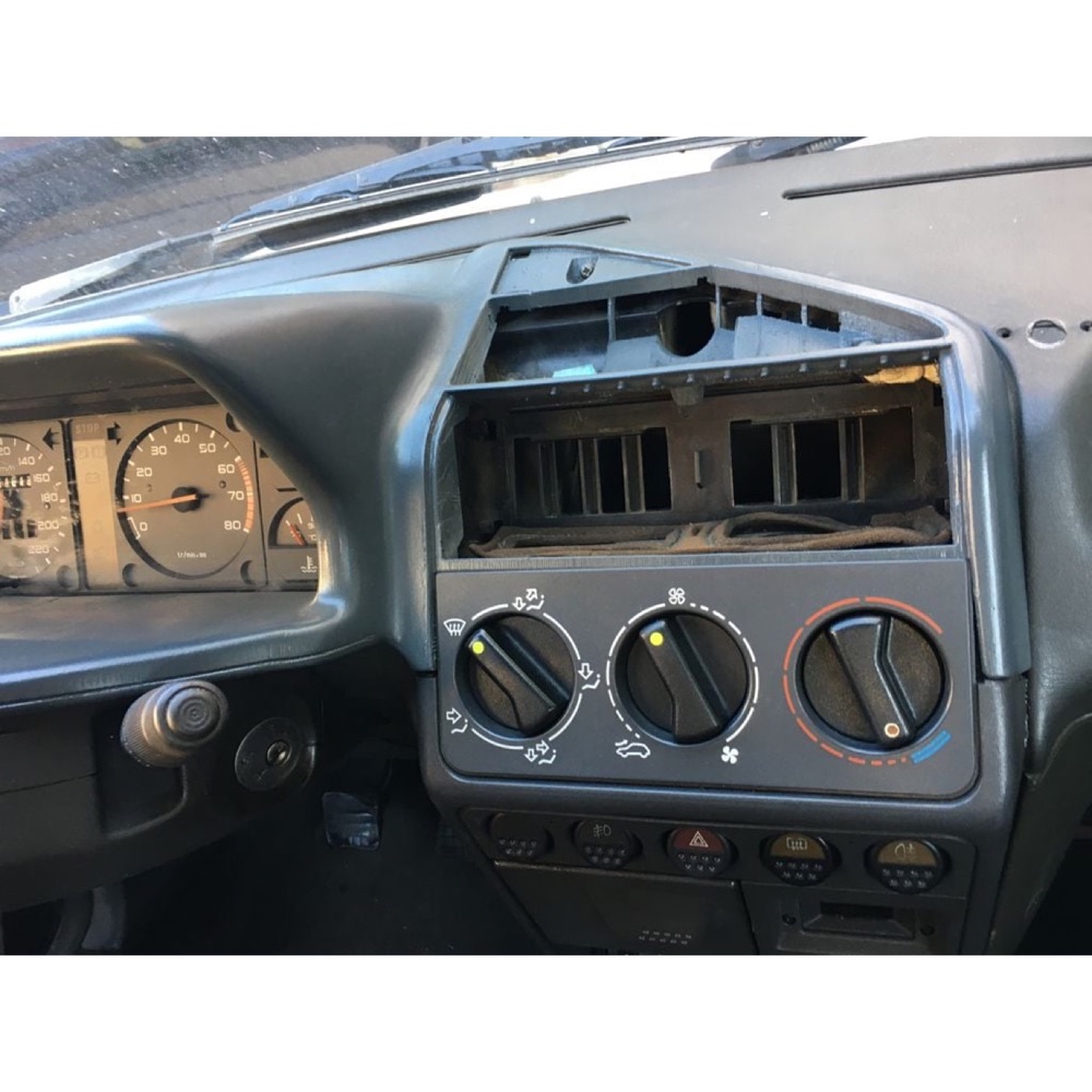 Peugeot 205 Gösterge Paneli Üst Siperlik Kapağı görsel 2