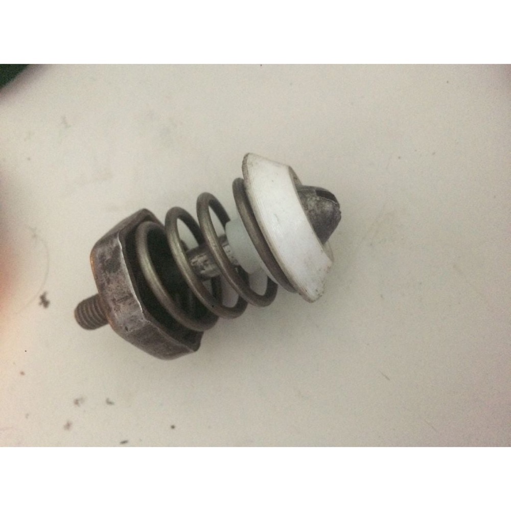 Peugeot 205 Kaput Kilidi Tamir Parçası