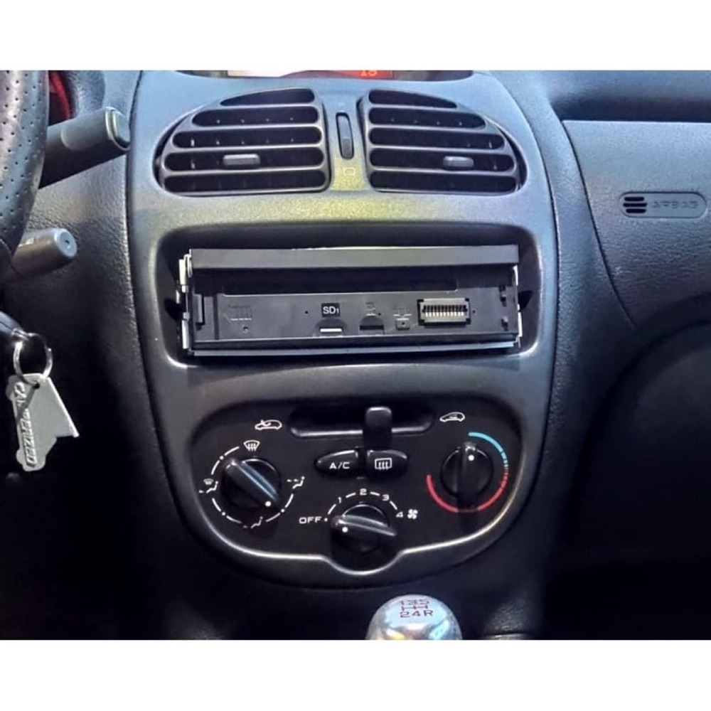 Peugeot 206 Oto Teyp Çerçevesi görsel 4