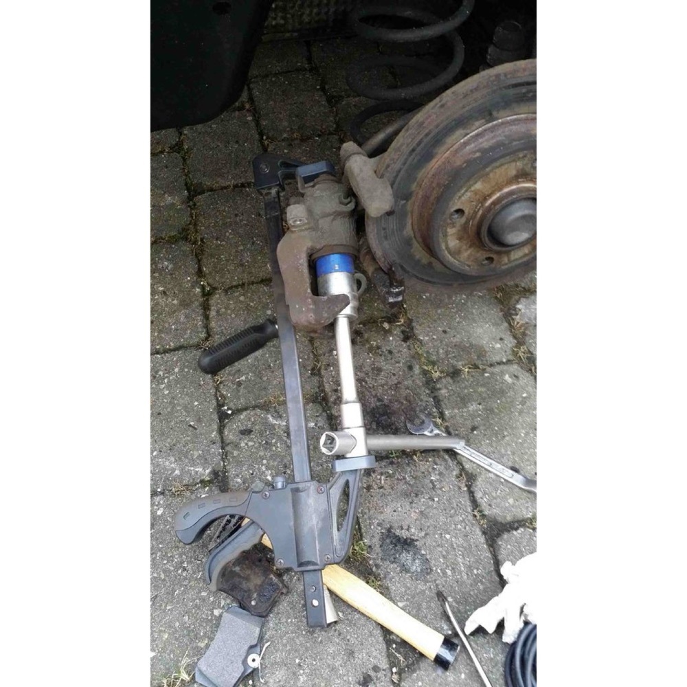 Peugeot 207 Fren Kaliper Piston İttirme Aparatı