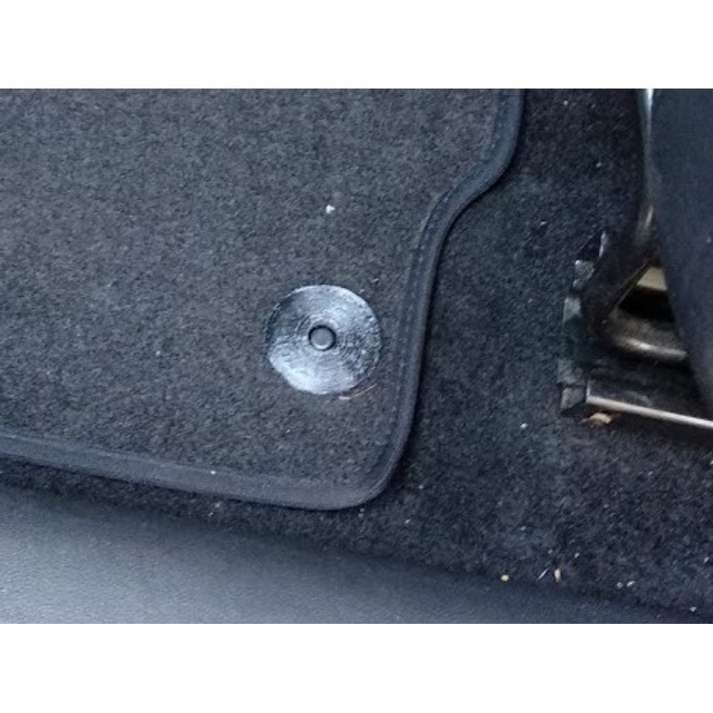 Peugeot 208 Paspas Sabitleme Klipsi