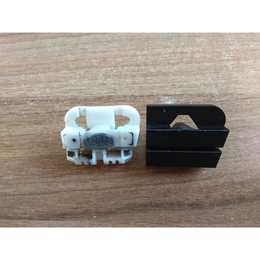 Peugeot 306 Elektrikli Cam Kriko Klipsi