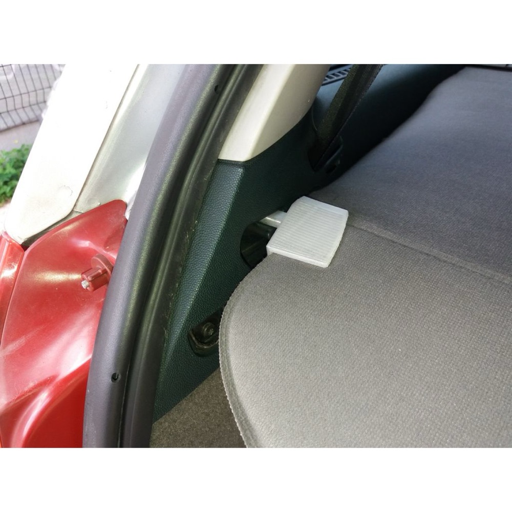 Peugeot 307 SW Bagaj Pandizot Dayama Braketi görsel 2