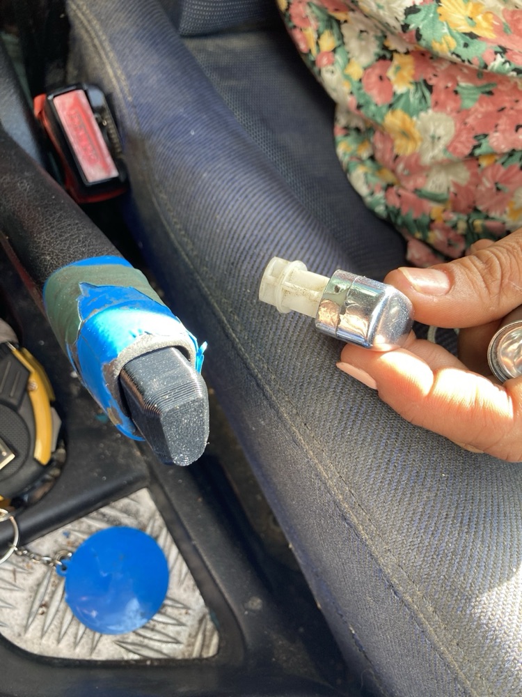 Peugeot 307 SW El Freni Düğmesi Mekanizması görsel 2
