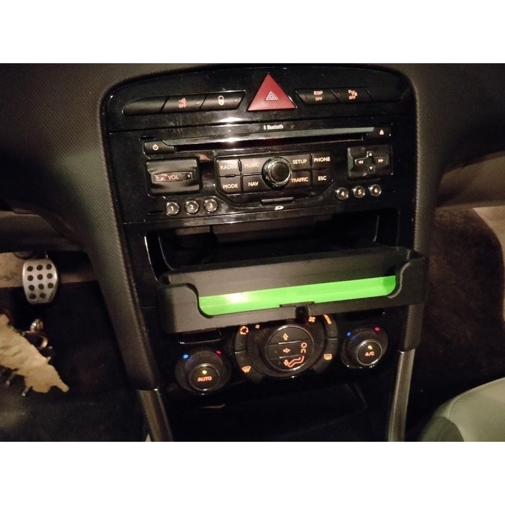 Peugeot 308 Telefon Tutucu Standı görsel 2