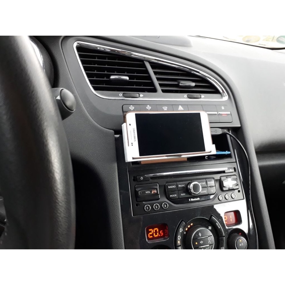 Peugeot 5008 Uyumlu Araç İçi Telefon Tutucu