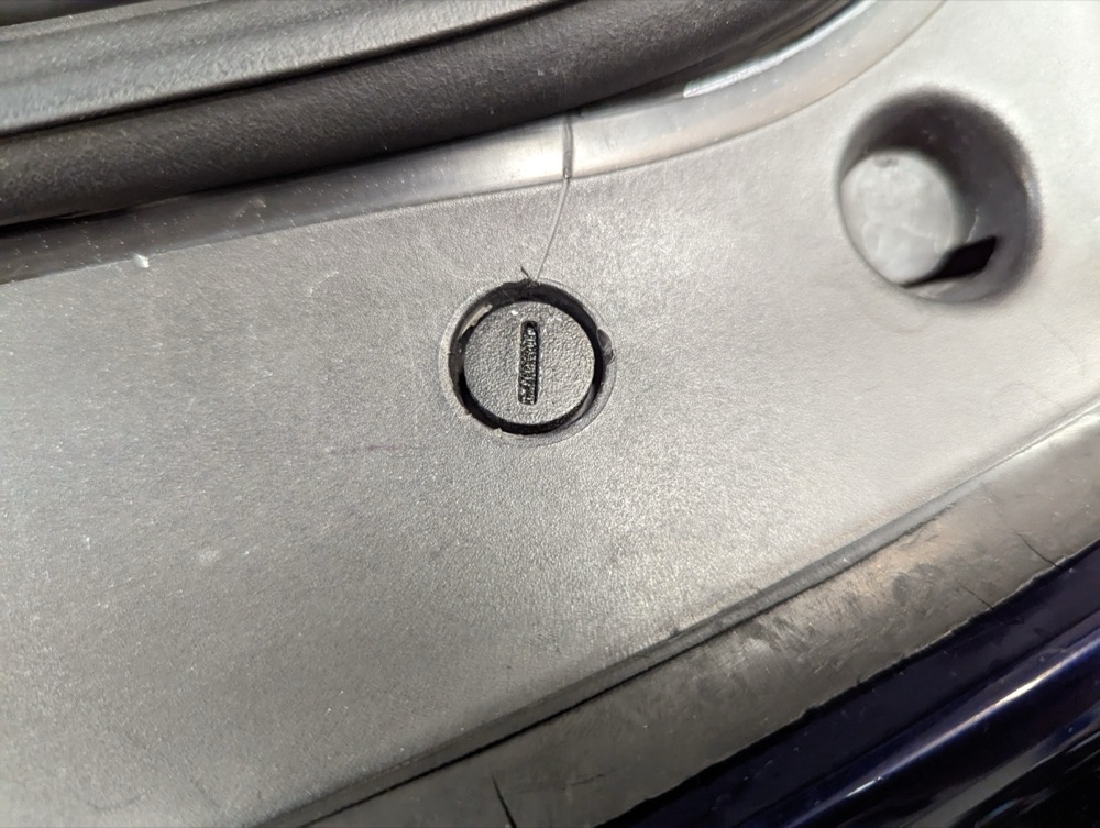 Porsche 986 Boxster / 996 Ön Panel Trim Klipsi