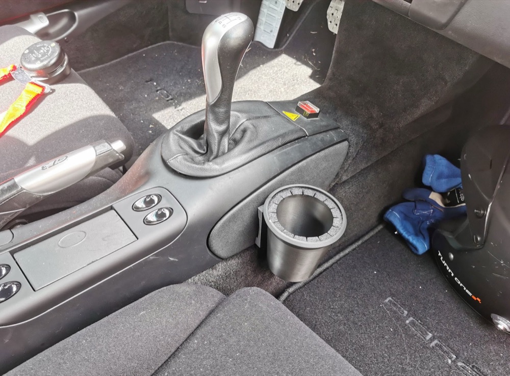 Porsche 996 Bardak Tutucu görsel 2