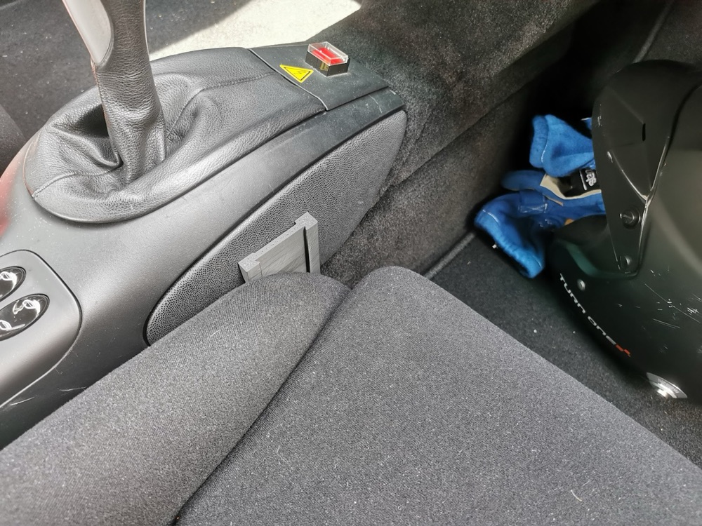 Porsche 996 Bardak Tutucu görsel 4